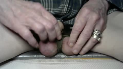 I am a total slave slut. I would like to have multiple owners to use me every day. online show from 12.09.24