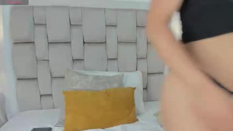 Frehia   online show from 10.25.25