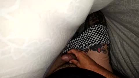 Snapshot of frenchpapalover chatting on 05.10.26 frenchpapalover online show from 05.10.26