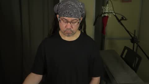 Snapshot of freqmoar chatting on 03.01.26 freqmoar online show from 03.01.26