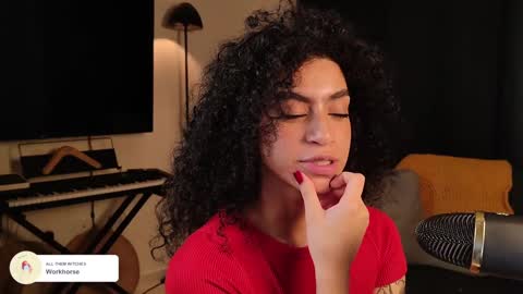 Snapshot of fresatanica chatting on 12.27.24 Vale online show from 12.27.24