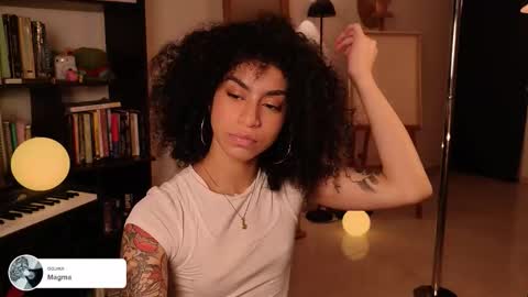 Snapshot of fresatanica chatting on 11.25.25 Vale online show from 11.25.25