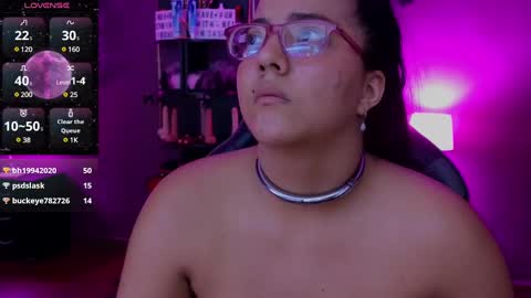 Snapshot of freya_aspen chatting on 01.24.25 online show from 01.24.25