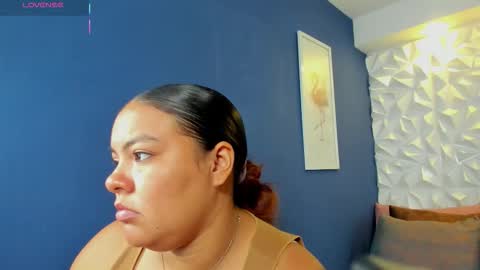 Snapshot of freya_cole_ chatting on 11.07.25 Freya online show from 11.07.25