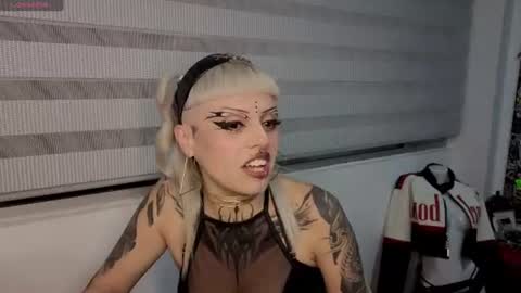 freyaa_sorceress online show from 07.21.26
