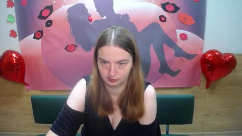 FreyaDak online show from 10.05.25