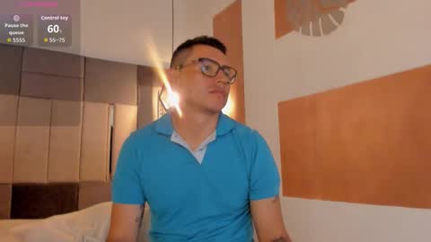 Snapshot of freyalane chatting on 10.09.25 ALIS AND ALEX online show from 10.09.25