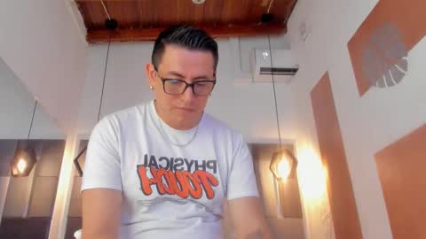 Snapshot of freyalane chatting on 10.23.25 ALIS AND ALEX online show from 10.23.25