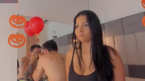 Snapshot of freyalane chatting on 10.31.25 ALIS AND ALEX online show from 10.31.25