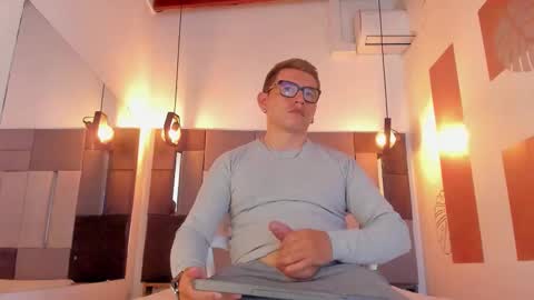  ALIS AND ALEX  online show from 01.06.26