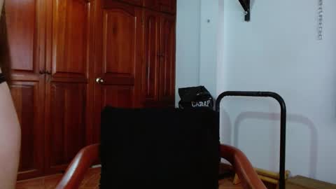 Snapshot of freyanatural chatting on 09.09.25 freyanatural online show from 09.09.25