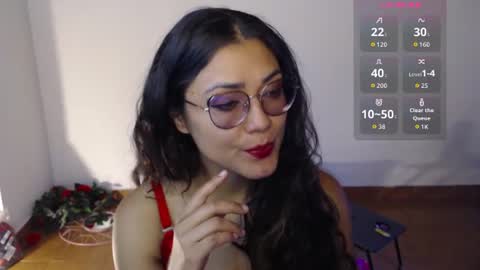 Snapshot of freyarouge chatting on 06.14.26 freyarouge online show from 06.14.26