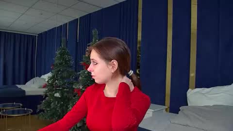 FreyaVey online show from 12.20.25