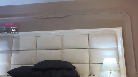 Snapshot of freyrvik chatting on 10.18.25 freyrvik online show from 10.18.25