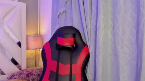 Frezzita online show from 12.14.25