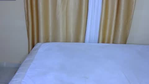 Snapshot of frianebony chatting on 06.15.26 Frian online show from 06.15.26