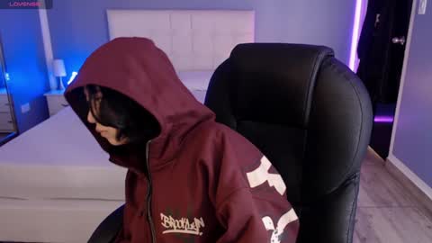 frida_lassi_ online show from 01.22.25