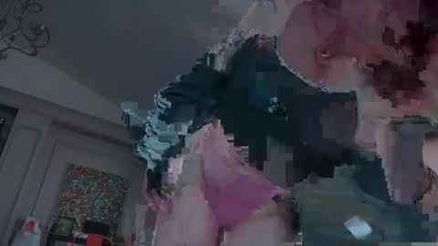 Snapshot of friend_zone_ chatting on 11.14.25 friend_zone_ online show from 11.14.25