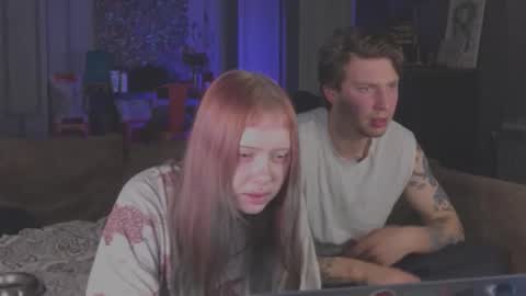 Snapshot of friend_zone_ chatting on 11.25.25 friend_zone_ online show from 11.25.25