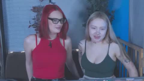 Snapshot of friend_zone_ chatting on 01.12.26 friend_zone_ online show from 01.12.26