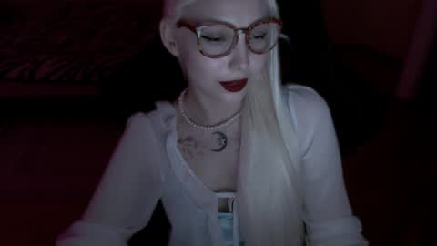 Lilith online show from 06.04.26