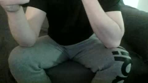 Frowxy online show from 01.05.25