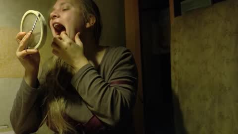 FrumCake online show from 11.15.25