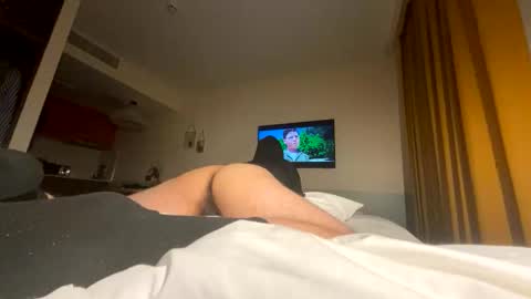 Snapshot of ftm_dream_slut chatting on 02.08.26 ftm_dream_slut online show from 02.08.26