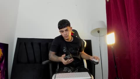 Snapshot of fuckboyca chatting on 10.09.25 fuckboyca online show from 10.09.25