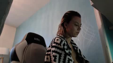 La online show from 10.10.25