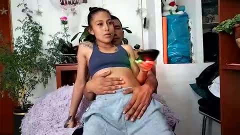 Snapshot of fuckincouple4u chatting on 05.21.26 fuckincouple4u online show from 05.21.26