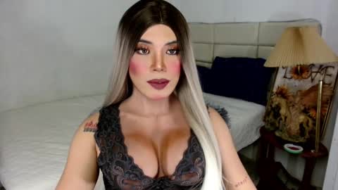 Snapshot of fucking_neil chatting on 12.02.25 MISS NEILLY online show from 12.02.25