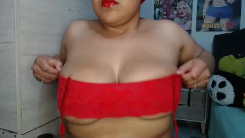 Mia and Gary  online show from 11.11.25