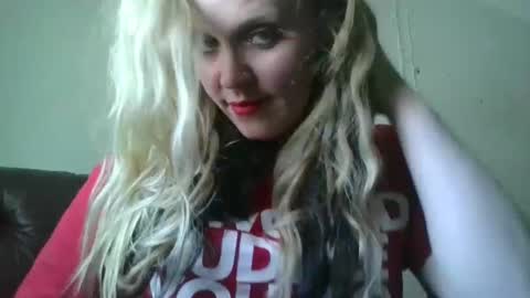 Snapshot of fuckroundfindout513116 chatting on 02.21.25 fuckroundfindout513116 online show from 02.21.25