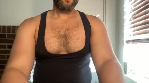 Snapshot of fuckyeahcoach chatting on 04.11.26 Muscle Bear Jock in Training online show from 04.11.26