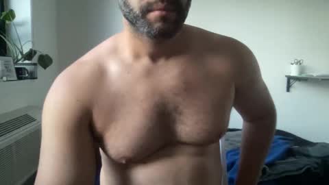 Snapshot of fuckyeahcoach chatting on 05.08.26 Muscle Bear Jock in Training online show from 05.08.26