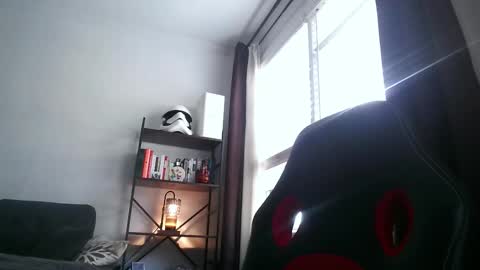 Snapshot of fululandready chatting on 12.22.25 fullandready online show from 12.22.25