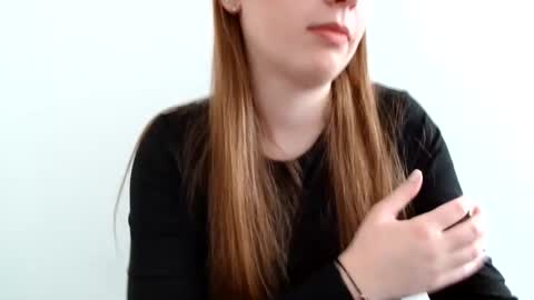 Emma online show from 03.12.26