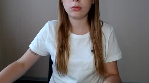 Snapshot of funemma000 chatting on 07.21.26 Emma online show from 07.21.26