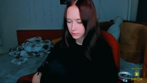 Snapshot of funny_bunny23 chatting on 10.12.25 Eva online show from 10.12.25