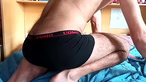 Italian men online show from 01.20.25