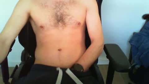 Snapshot of funnyeucouple chatting on 04.25.26 YWhiteNiceMan online show from 04.25.26