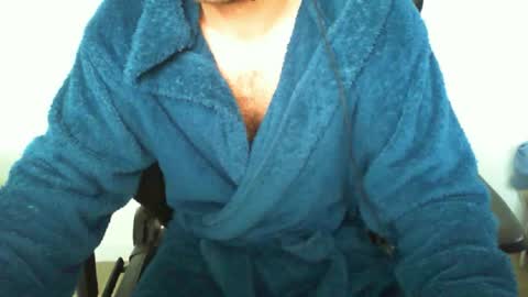 Snapshot of funnyeucouple chatting on 05.18.26 YWhiteNiceMan online show from 05.18.26