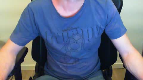 Snapshot of funnyeucouple chatting on 05.22.26 YWhiteNiceMan online show from 05.22.26