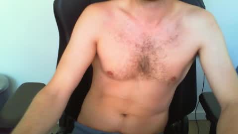 Snapshot of funnyeucouple chatting on 05.27.26 YWhiteNiceMan online show from 05.27.26
