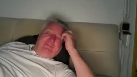 funnyhans online show from 06.19.26