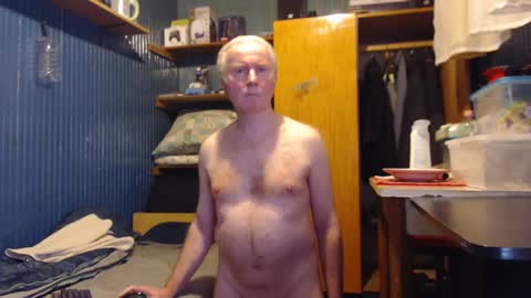 Snapshot of furosz chatting on 02.08.25 furosz online show from 02.08.25