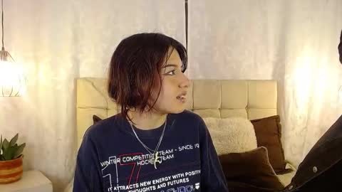 Snapshot of fyreandfox_ chatting on 03.12.25 FIRE AND FOX online show from 03.12.25