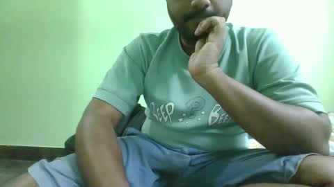 Snapshot of g0lu_ chatting on 12.10.24 Nunnu online show from 12.10.24