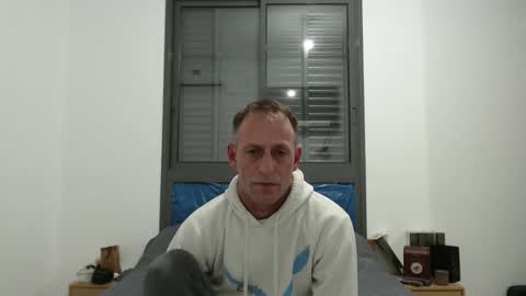 Snapshot of g10303 chatting on 01.26.25 g103031910303 online show from 01.26.25